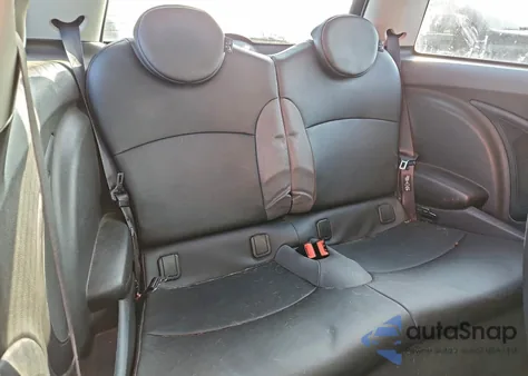 2009 Mini Cooper z USA, uszkodzony, nr VIN WMWMF33549TU73840